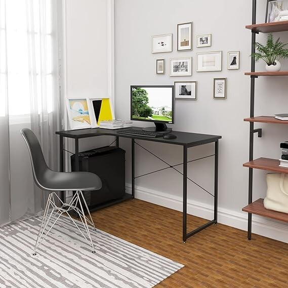 Bureau d'étudiants compact pour petits espaces avec rangement métal