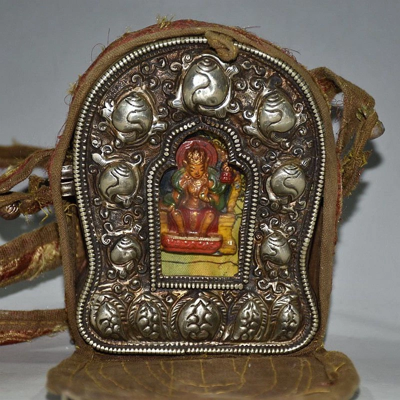 Budismo Nepal Hecho a Mano Decoración Tibetana Latón Ga Wu Caja Colgante Foto 2 de 4