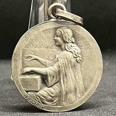 Uruguay Montevideo Musical Conservatory Merit Honor St. Cecile playing piano