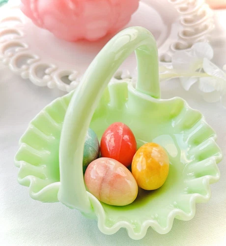 RARE VNTG JADEITE GREEN MILK GLASS RUFFLED EASTER BASKET - WESTMORELAND