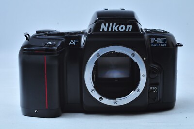 Nikon F-601 (N6006) – Appareil Photo Reflex Argentique 35mm – Made In Japan – Excellent état