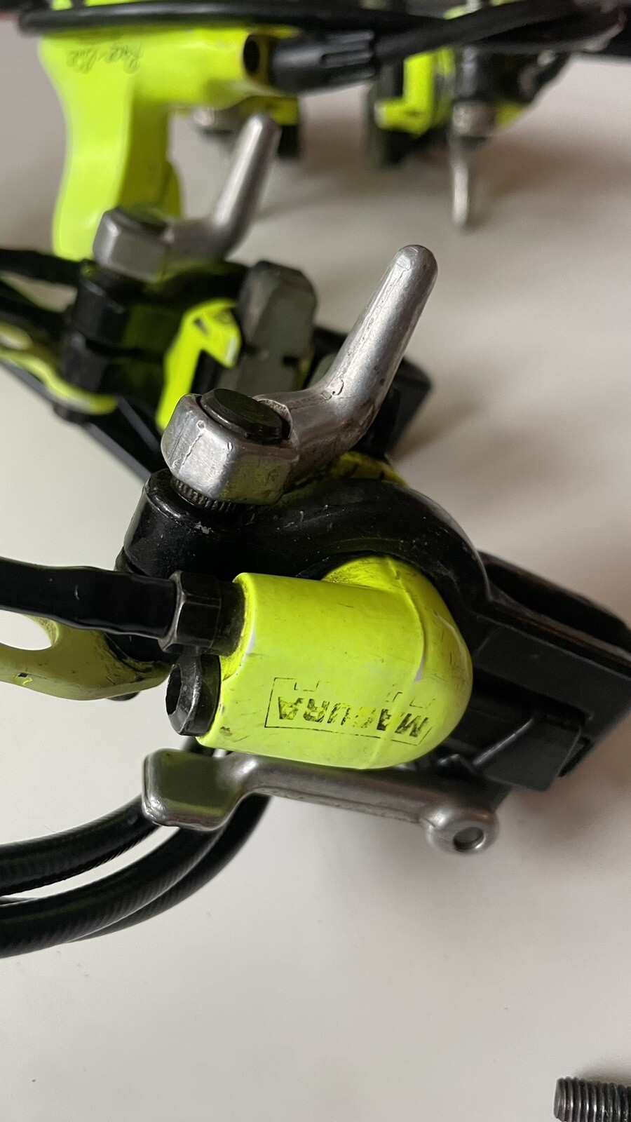 hs33 hydraulic brakes