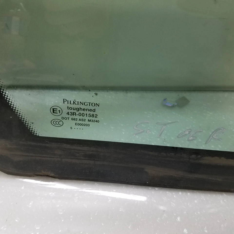 2005-2008 Jaguar S-Type Rear Right Quarter Corner Window Oem 43R-001582 - Image 3 of 3