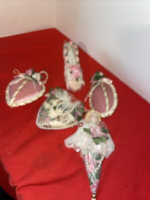 Vintage Style chic ornaments Set Of 5- All Are Unique &Beautiful- Estate Find
