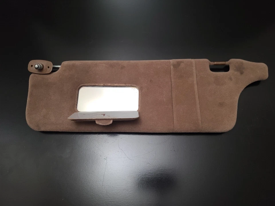 Parasol izquierdo Isuzu Trooper 1992-1997 lado del conductor marrón Foto 4 de 4