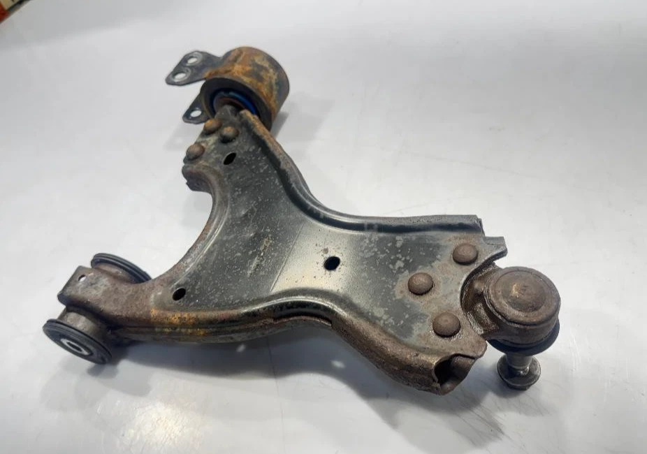 2007-2017 GMC ACADIA FRONT LEFT LOWER CONTROL ARM GENUINE OEM USED GM PART - Image 3 of 4