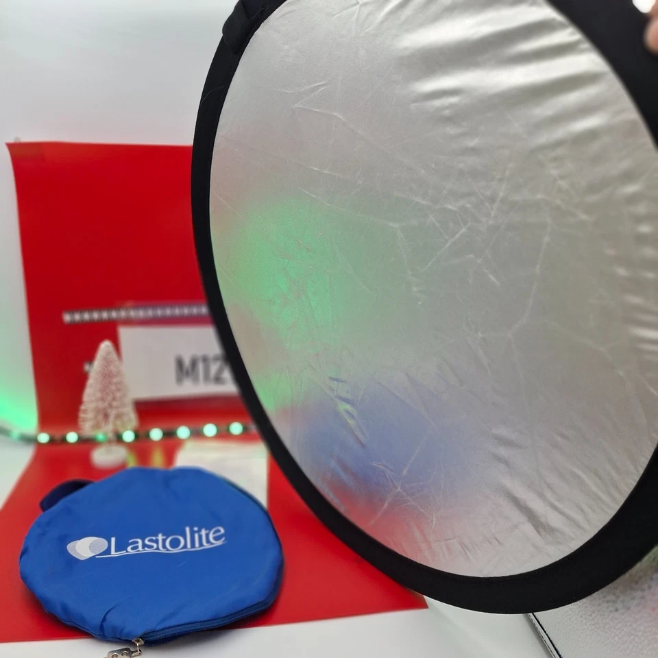 Lastolite Pop Up Reflector Diffuser approx 53cm Open. Silver & White. (refB.D) - Image 3 of 4