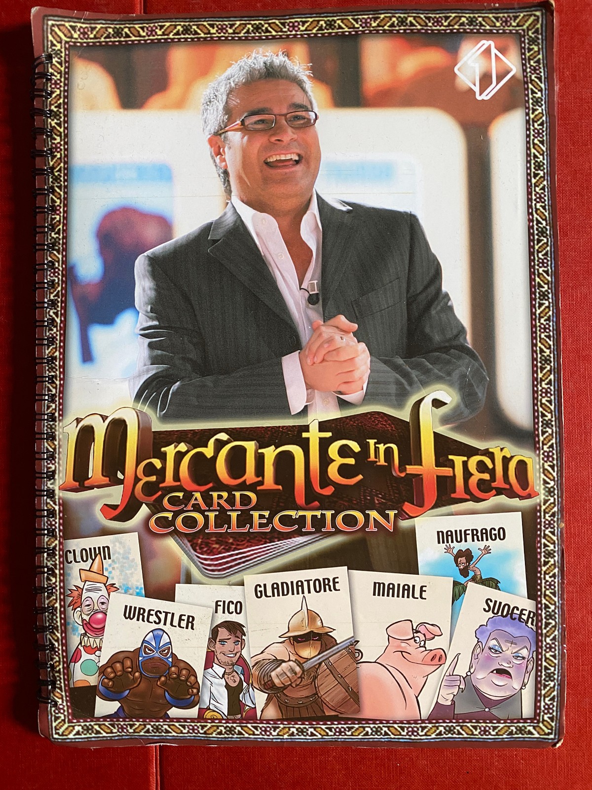 Spedizione GRATIS Mercante in fiera Card Collection album Italia 1 Insegno