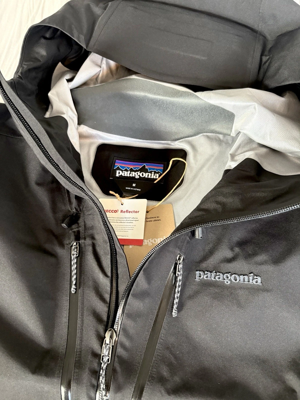 Patagonia Men's Triolet Gortex Jacket NWT - Black Medium -USA SELLER image 2