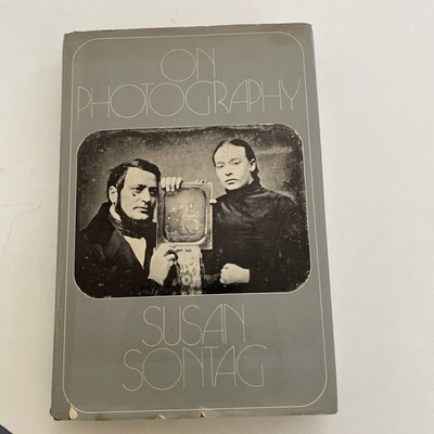 Signed Susan Sontag ''On Photography'' 1977 Hardcover Early 4th Print Flat Sign