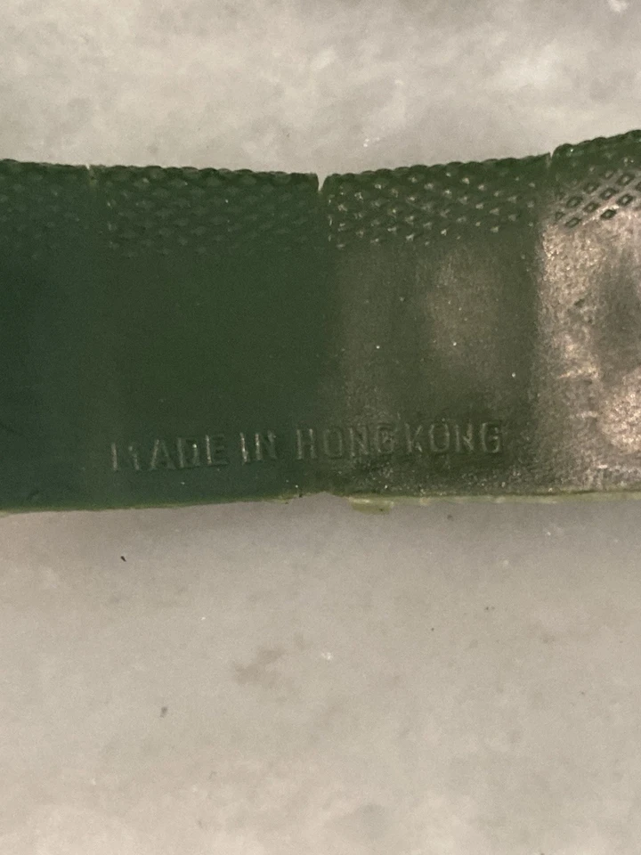 Lote de 74 peças de armas e acessórios vintage da década de 1960 GI Joe - Imagem 3 de 4