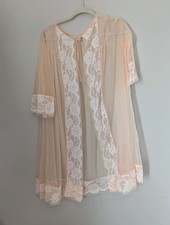Vintage 1950s / 1960s Peachy Orange Pastel Pegnoir Robe Nightie