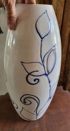 Tall 15" Arts Crafts Revival Cynthia Rowley NY White Crazing Art Pottery Vase - Picture 3 of 13