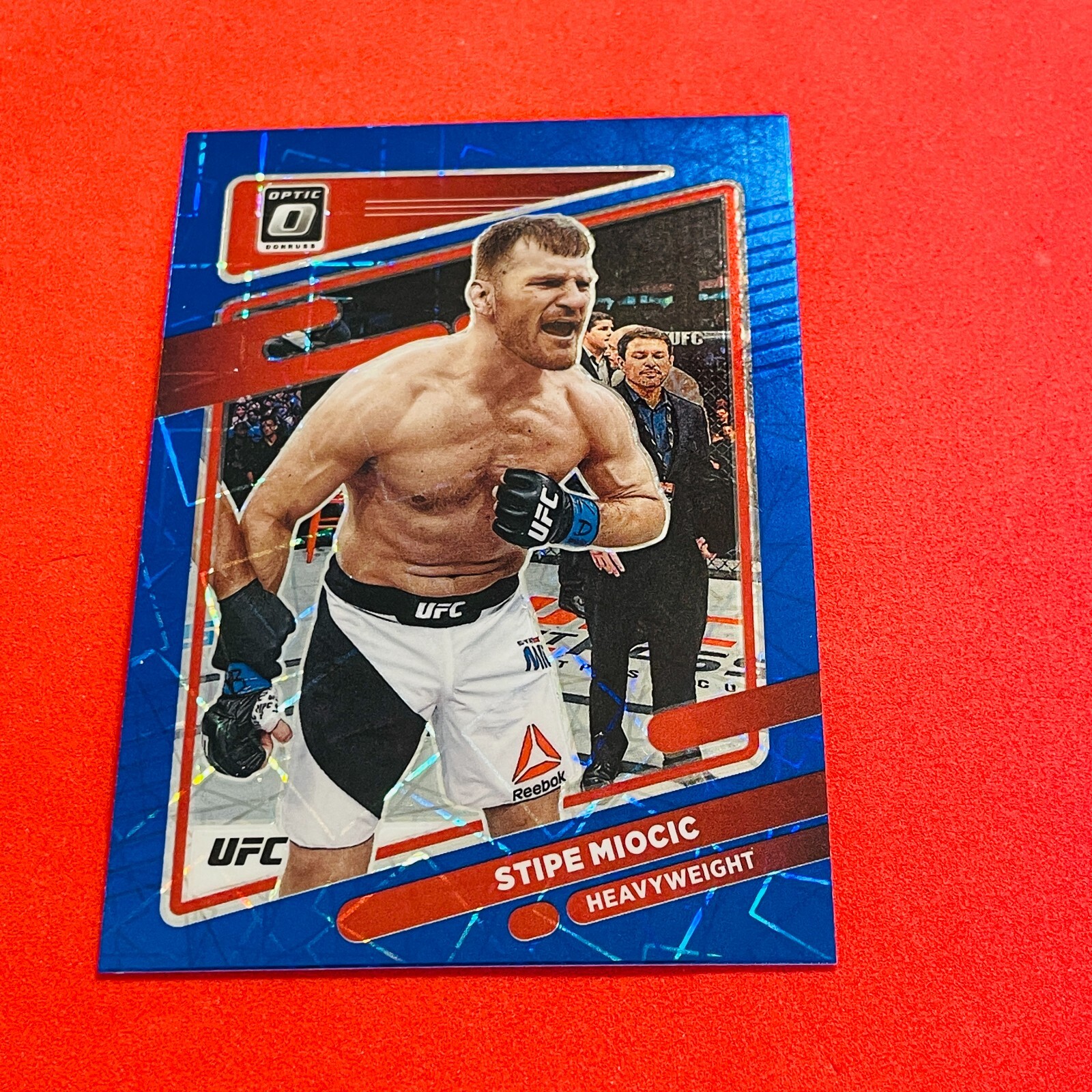 Stipe Miocic .. PRIZM BLUE VELOCITY .. UFC .. 2022 Optic PARALLEL Card 50