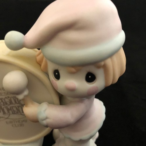 Vintage Precious Moments Our Club Can't Be Beat Figurine with Box - Picture 6 of 11