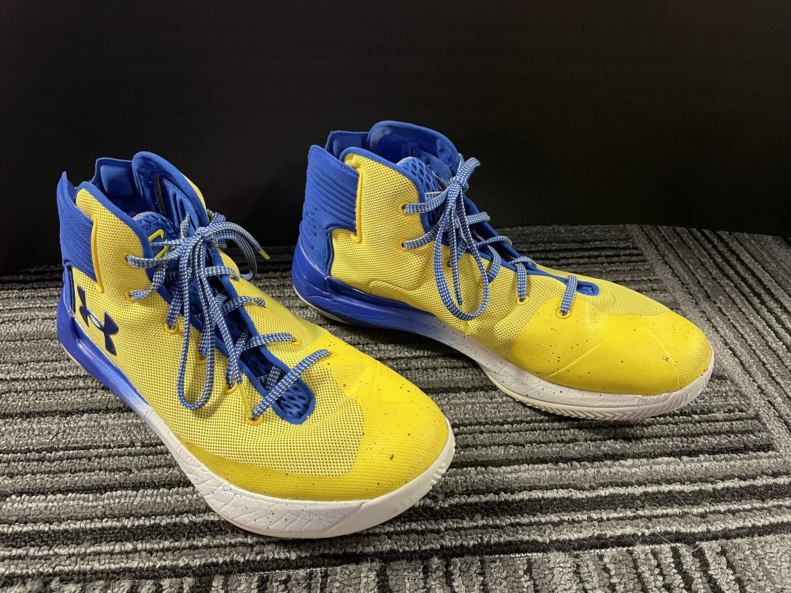 curry 3zero blue and yellow
