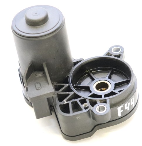 BMW F44 GrandCoupe M-Sport 6860007 Bremssattel Stellmotor Feststellbremse Links