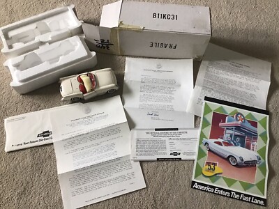 Franklin Mint 1/24 Chevrolet Corvette 1953 Crème – Miniature Collection Boîtée