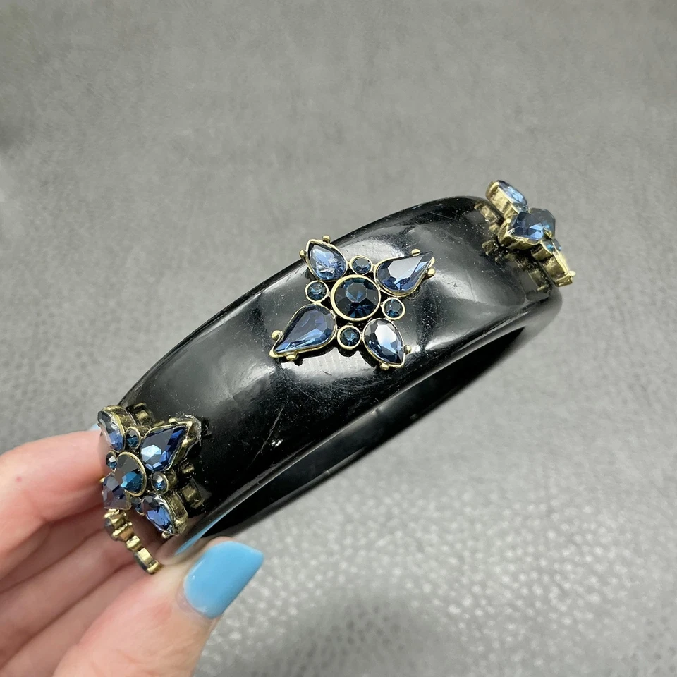 Brazalete Brazalete Banana Republic Resina Negra Azul Cristal Estrás Incrustación 7 Pulgadas Foto 4 de 4