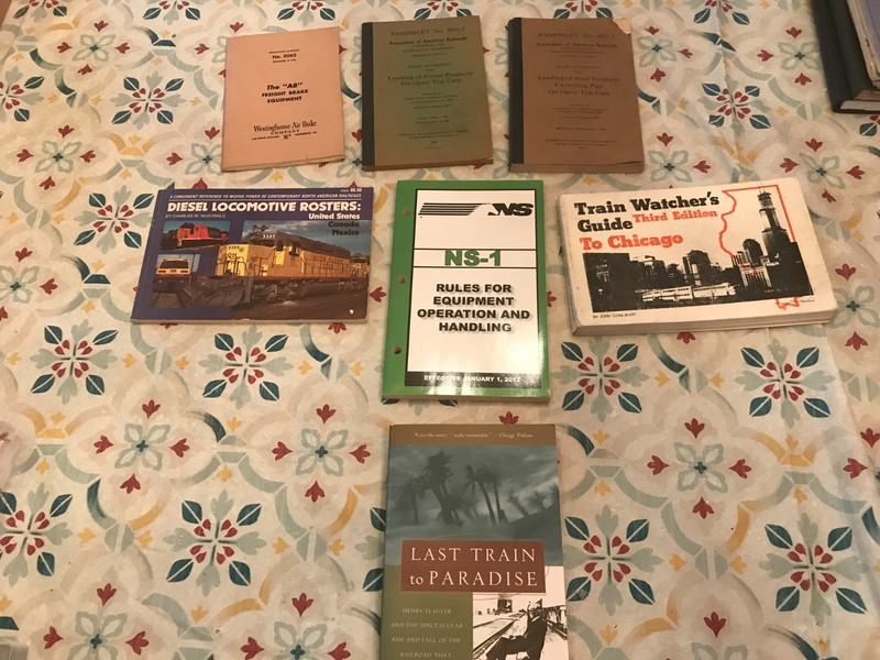 LOY NO. TBB7X 7 TRAIN RELATED BOOKS AND BOOKLETS 