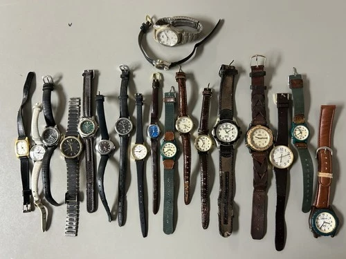 19 ct. Vintage TIMEX WRISTWATCHES- Indiglo, Expedition, etc. UNTESTED "AS IS"