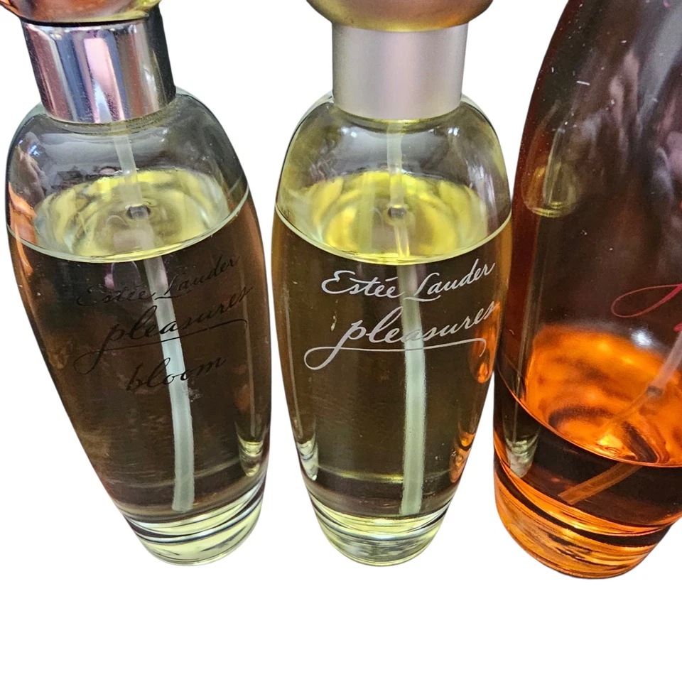Juego de 3 Eue De Parfum Estee Lauder Pleasures - DELIGHT, ORIGINAL, AND BLOOM Foto 3 de 4