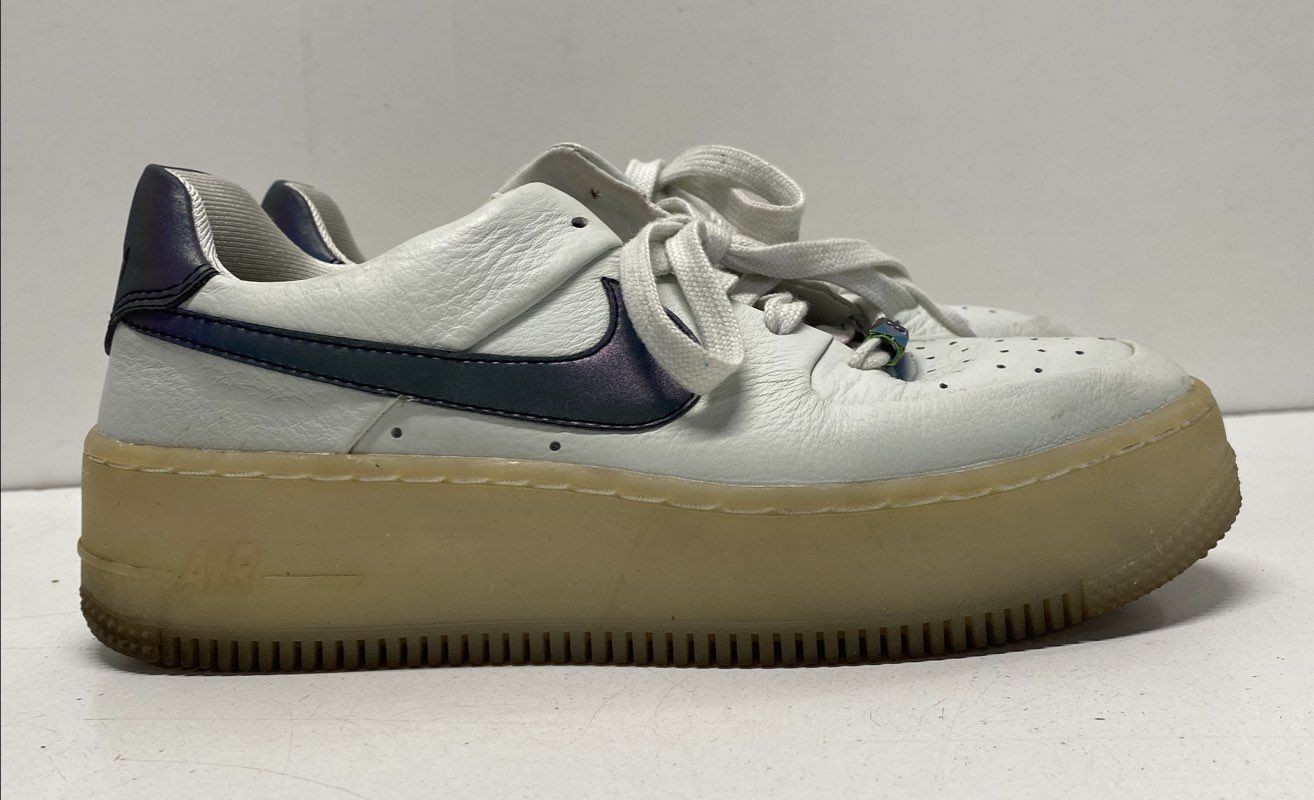 Nike White/blue Solid Platform Sneakers Women Siz… - image 3