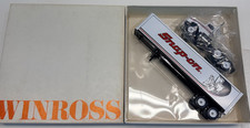 Winross 164 Scale Snap-on Tools Semi Truck New In Box Diecast