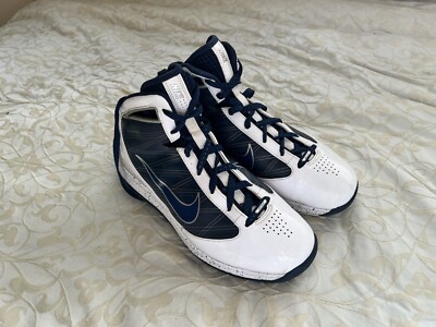 Size 9 - Nike Air Max Hyperize Men White and Black 2010