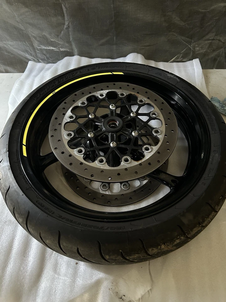 GSXR 600/750 2011-25 ruedas delanteras y traseras con rotores y rodamientos listas para usar Foto 3 de 4