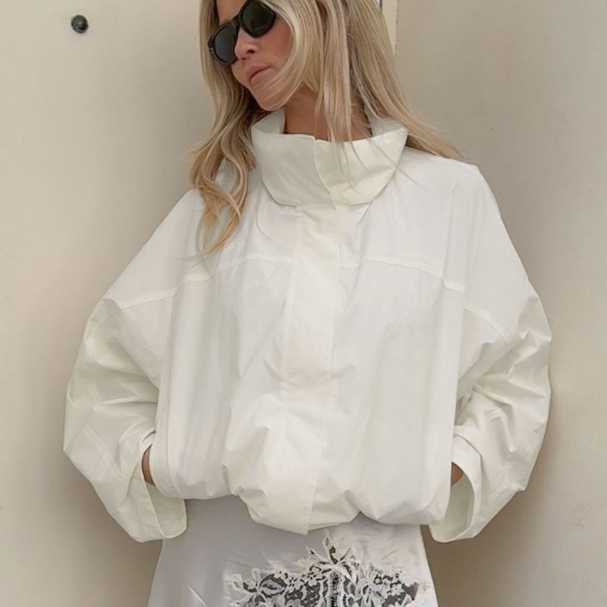New2025 Autumn Winter Loose Outdoor Windbreaker: White/Black Stand-Collar Jacket