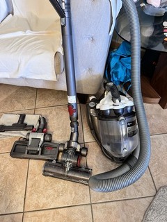 Dyson DC29 aspirapolvere cilindro con filo senza sacco con accessori