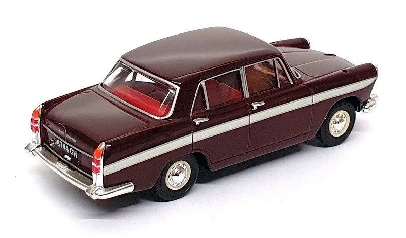 Vanguards 1/43 Scale VA44002 - 1961 Austin Cambridge - Maroon/Grey - Image 2 of 4