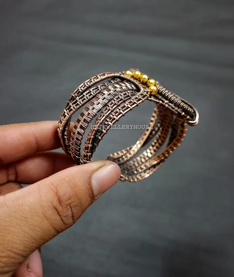 Браслет-манжета из радужной кальсилики с медной проволокой и драгоценными камнями ювелирные изделия ручной работы - Изображение 2 из 4