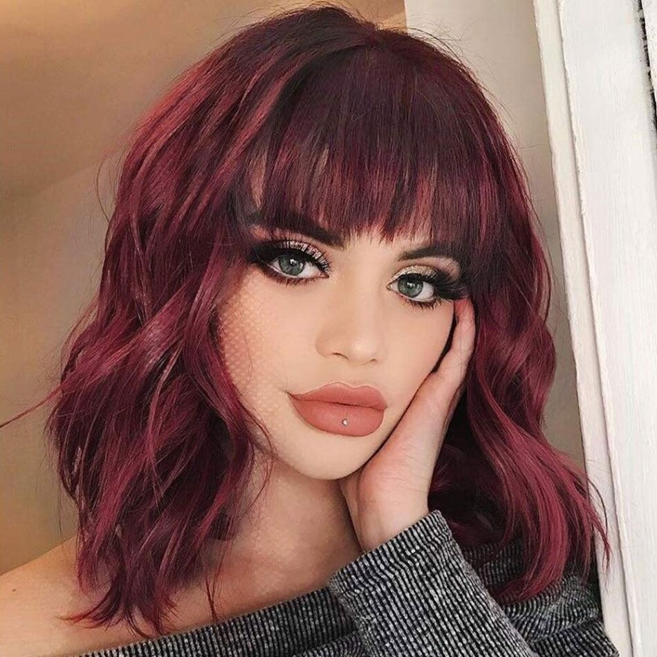 Burgundy Human Hair Bob Wig with Bangs Wavy Virgin Remy Full  display picture 2