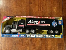 Buddy L Kenworth Advance Auto Parts 18 Wheel Tractor Trailer 1999 NEW 1:8 GM-45