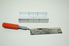 SMB Precision Metal Mitre Box With Razor Saw