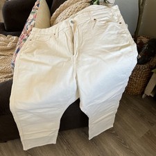 Ladies Size 20 Levi Strauss Signature Jeans 