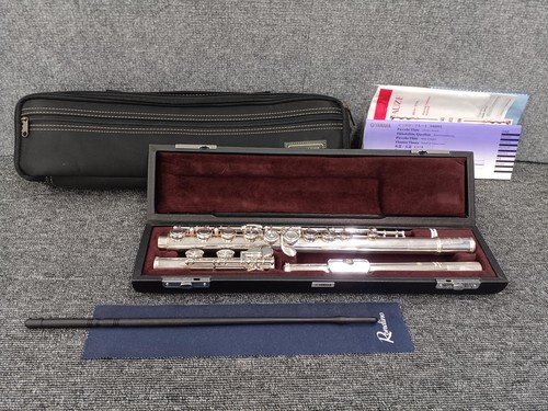 YAMAHA YFL-517 Flute