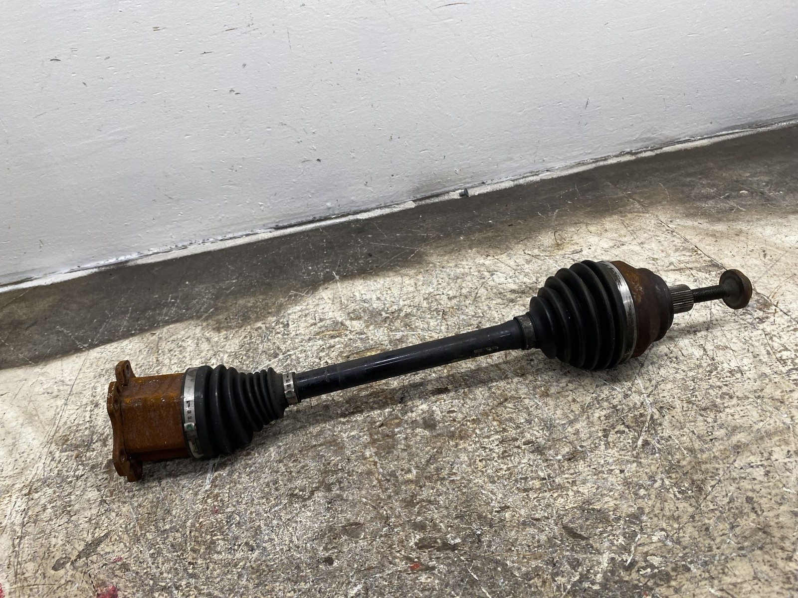 2013-2019 BENTLEY FLYING SPUR AWD 4.0L FRONT LEFT CV AXLE SHAFT 4W0407271 *41K*