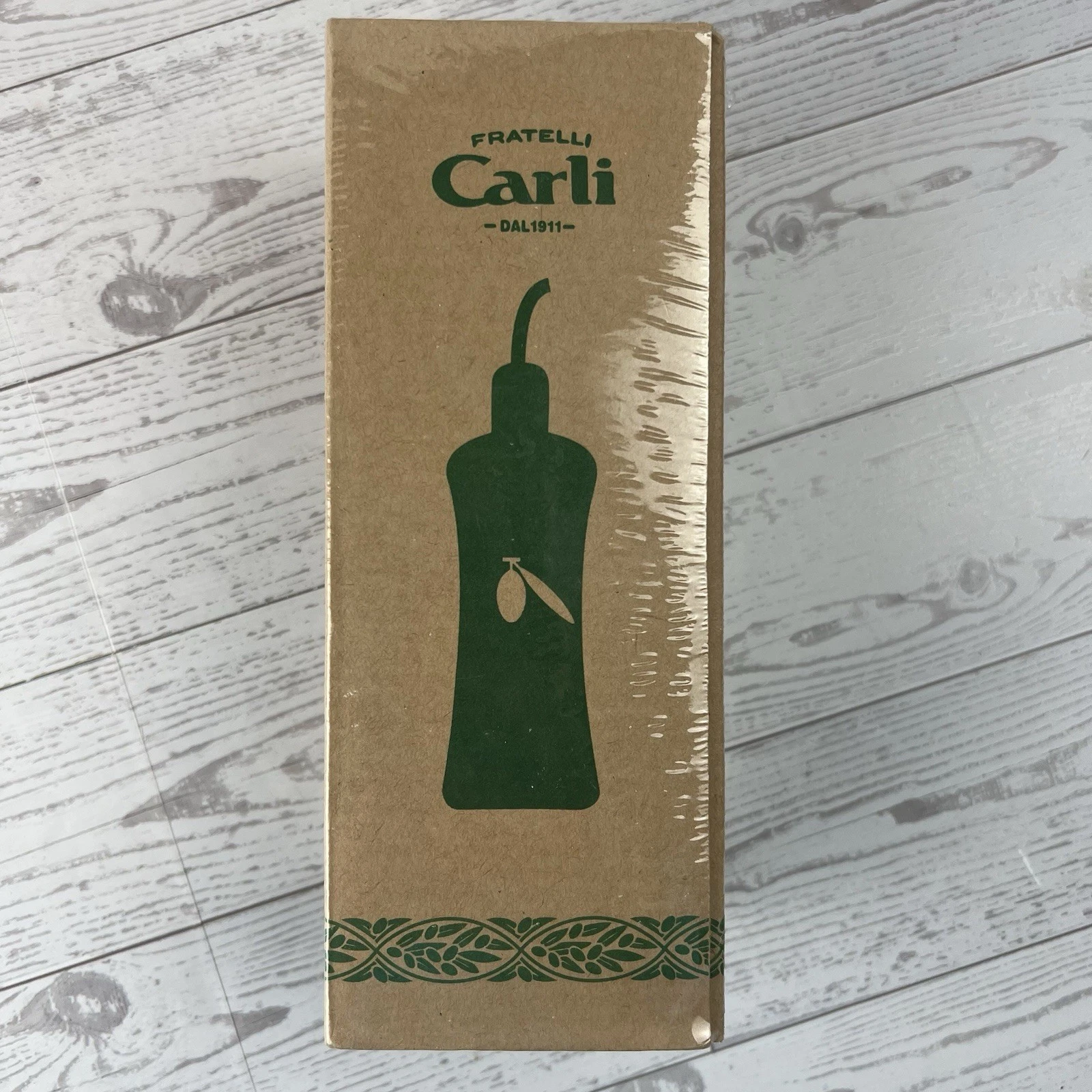 Fratelli Carli Ceramic Olive Oil Dispenser White w/Dispenser tip DAL 1911 New