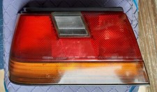 Feu arrière Nissan SUNNY