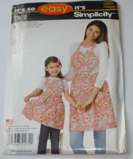Simplicity 1272 Child's & Misses' Aprons w Heart-Shaped Bodice Sz S-M-L Uncut