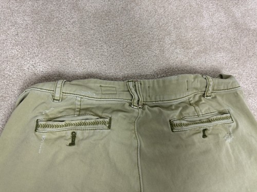 Pilcro Shorts Womens 26 Chino Khaki Causal Preppy Distressed Ladies - Picture 13 of 16