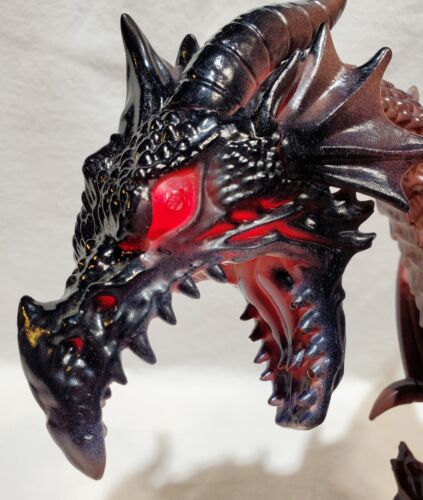 Roter Feuerdrache LED beleuchtete Dungeons & Dragons Magie Halloween Home Akzente 19" - Bild 18 von 21