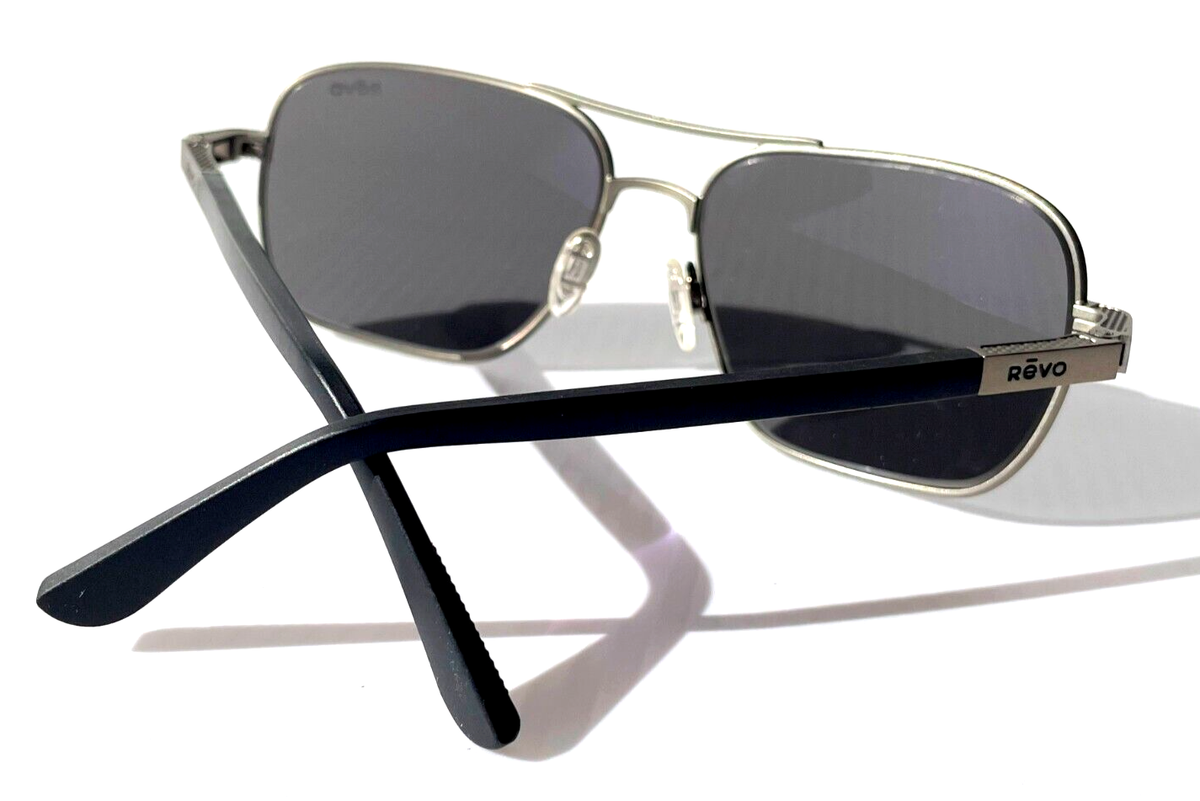 Revo gunmetal Silver Frame Sunglasses with Gray dark Smoke Lenses 3040 080 Italy NEW Revo FREEMAN Gunmetal POLARIZED Grey Graphite Sunglass  main image 4