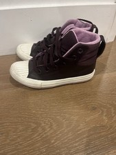Girls Converse all starsPurple Size 1 Weather Proof