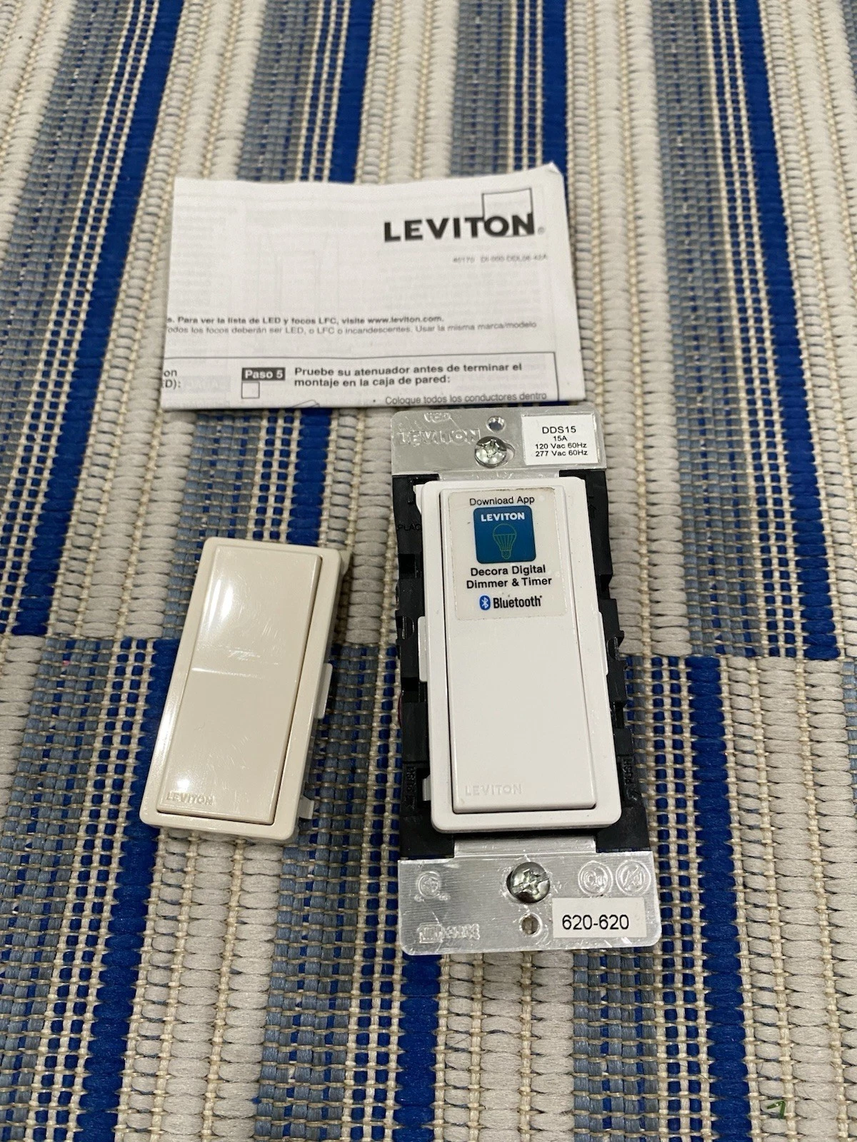 Leviton DDS15 Decora 15A Switch And Timer Bluetooth White