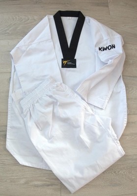 KWON Taekwondo Anzug mit schwarzem Kragen und weißer Hose
