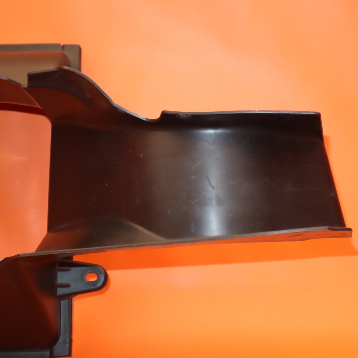 MASERATI GHIBLI INTERCOOLER AIR DUCT RIGHT 2015 2016 2017 2018 2019 2020 6700387